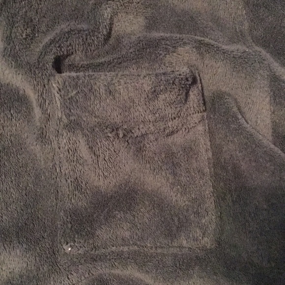 Green Robe - Picture 3 of 4